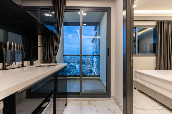 Arcadia Millennium Tower | 1 bedroom | 28th floor