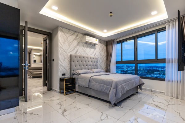 Arcadia Millennium Tower | 2 bedroom | 30th floor